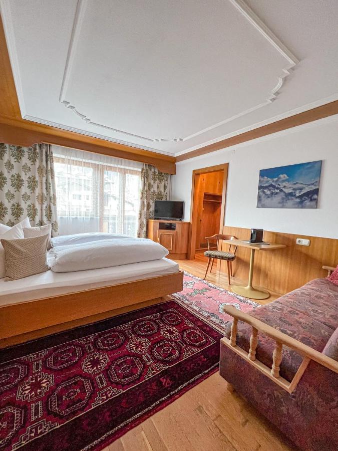 Gaestehaus Poell Mayrhofen Luaran gambar