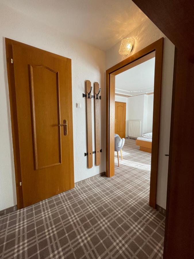 Gaestehaus Poell Mayrhofen Luaran gambar
